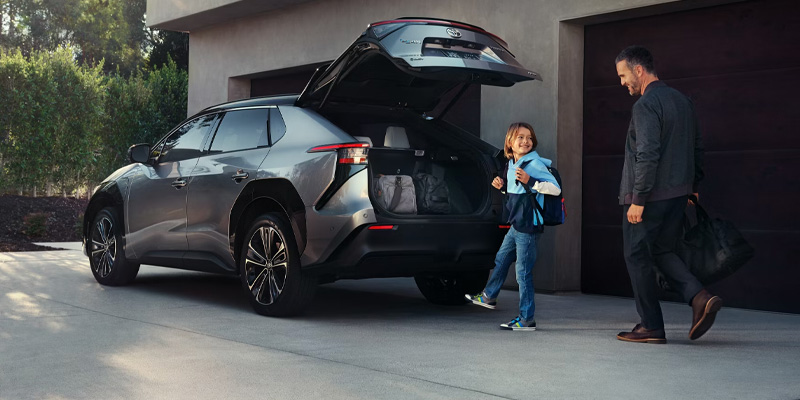 Toyota bZ4X vs Toyota Land Cruiser