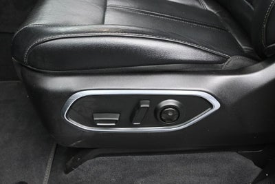 2023 Jeep Wagoneer Base