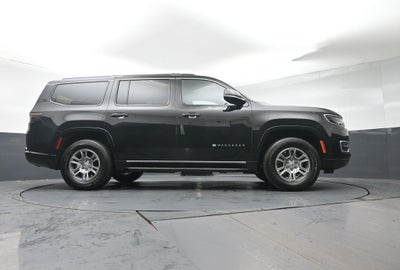 2023 Jeep Wagoneer Base