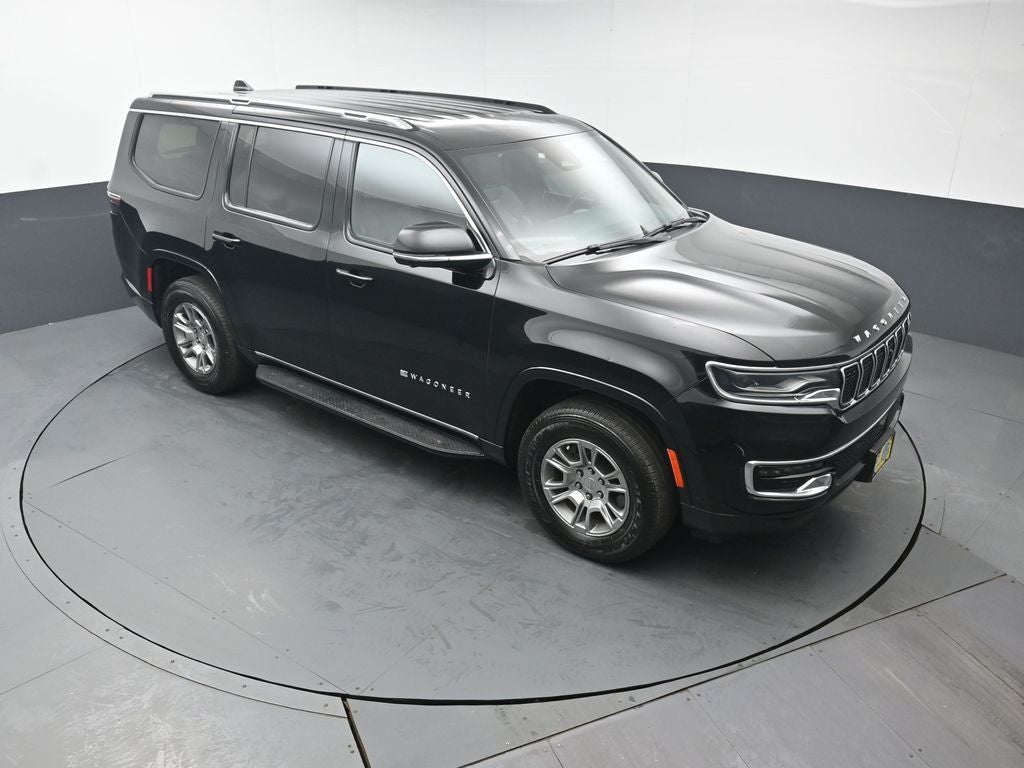 2023 Jeep Wagoneer Base