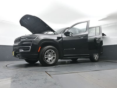 2023 Jeep Wagoneer Base