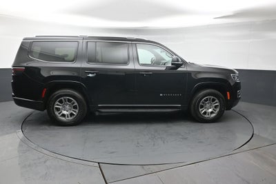 2023 Jeep Wagoneer Base