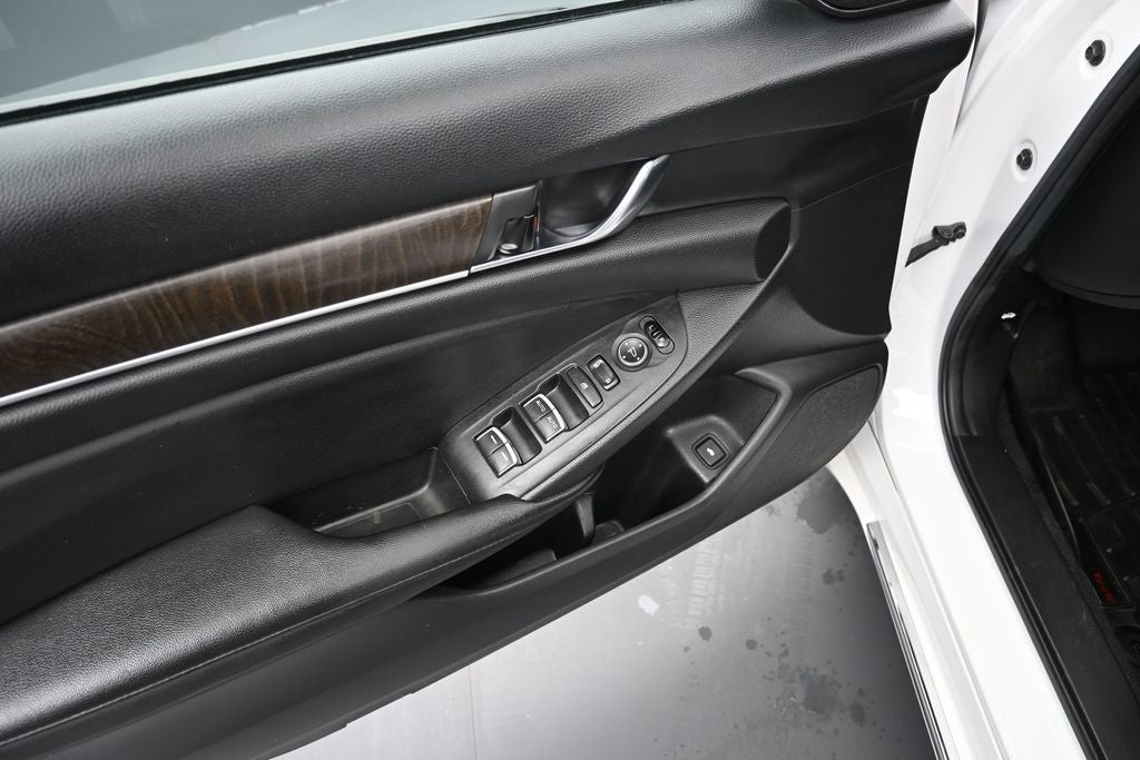 2021 Honda Accord Hybrid EX
