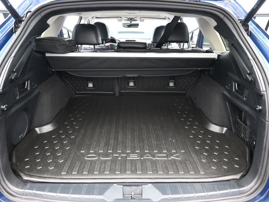 2022 Subaru Outback Limited XT