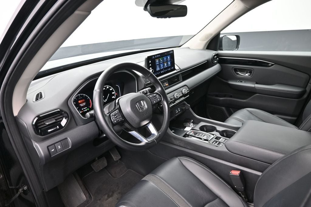 2023 Honda Pilot EX-L 8 Passenger