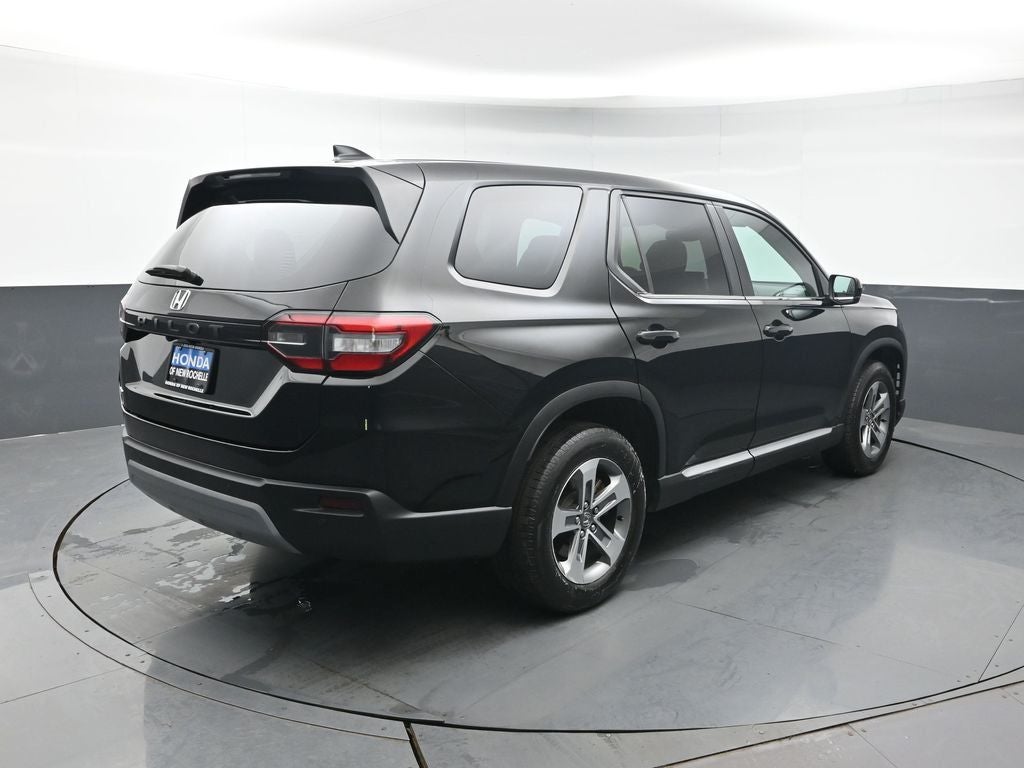 2023 Honda Pilot EX-L 8 Passenger
