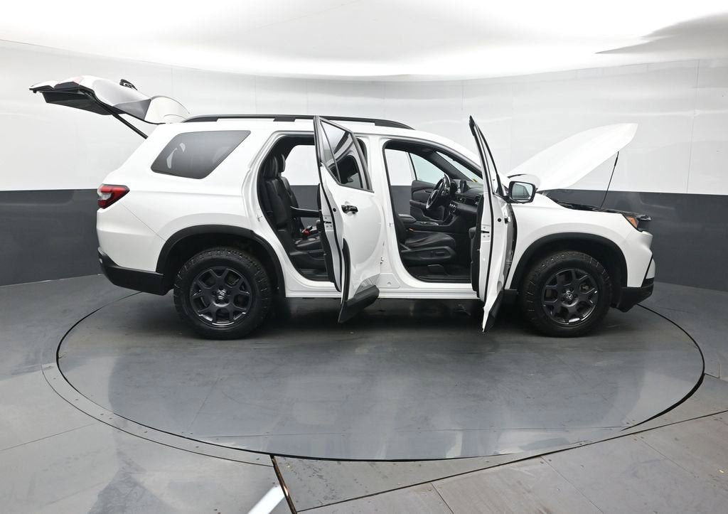2023 Honda Pilot TrailSport