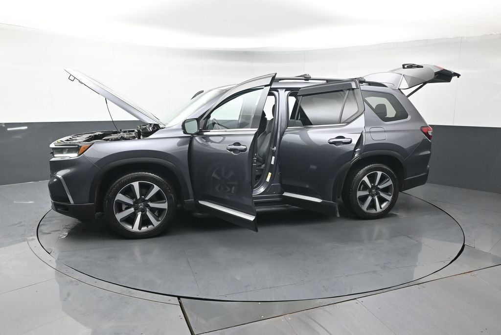 2023 Honda Pilot Touring