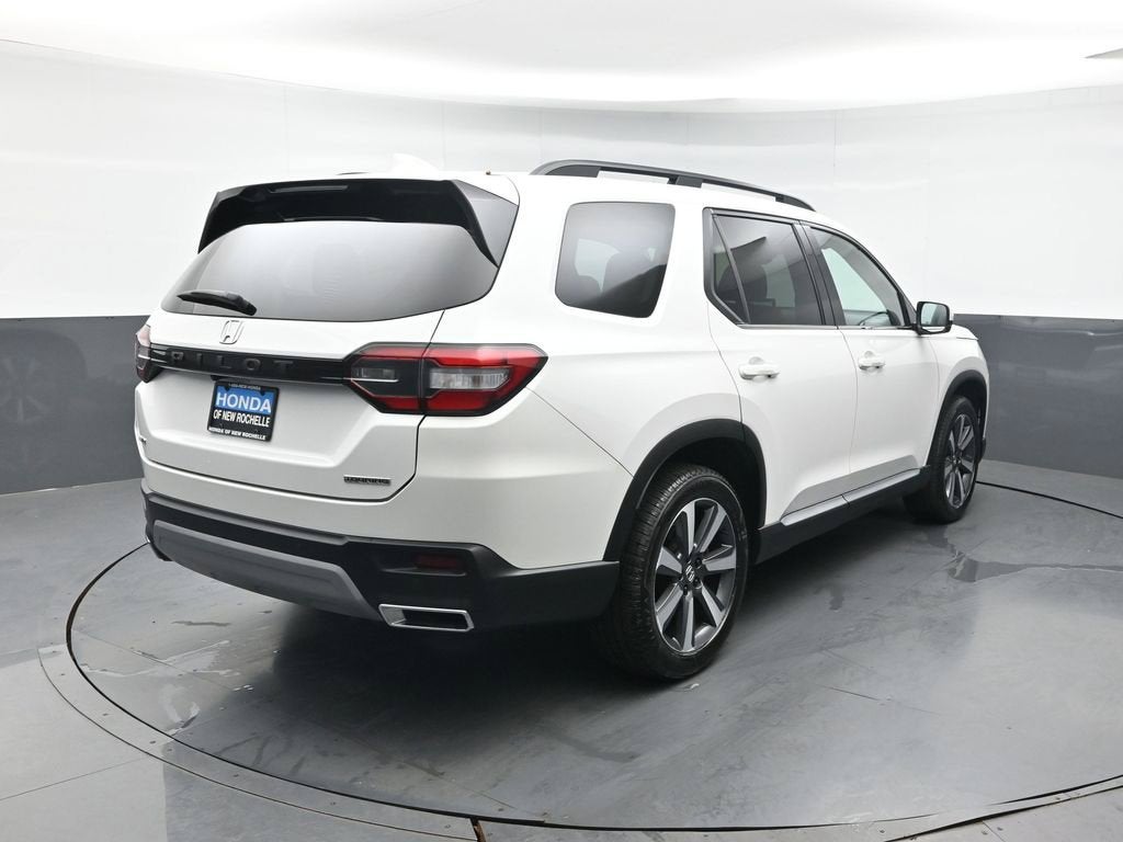 2023 Honda Pilot Touring