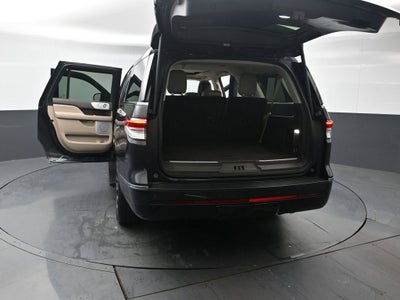 2022 Lincoln Navigator L Reserve