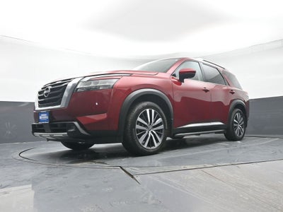 2022 Nissan Pathfinder Platinum