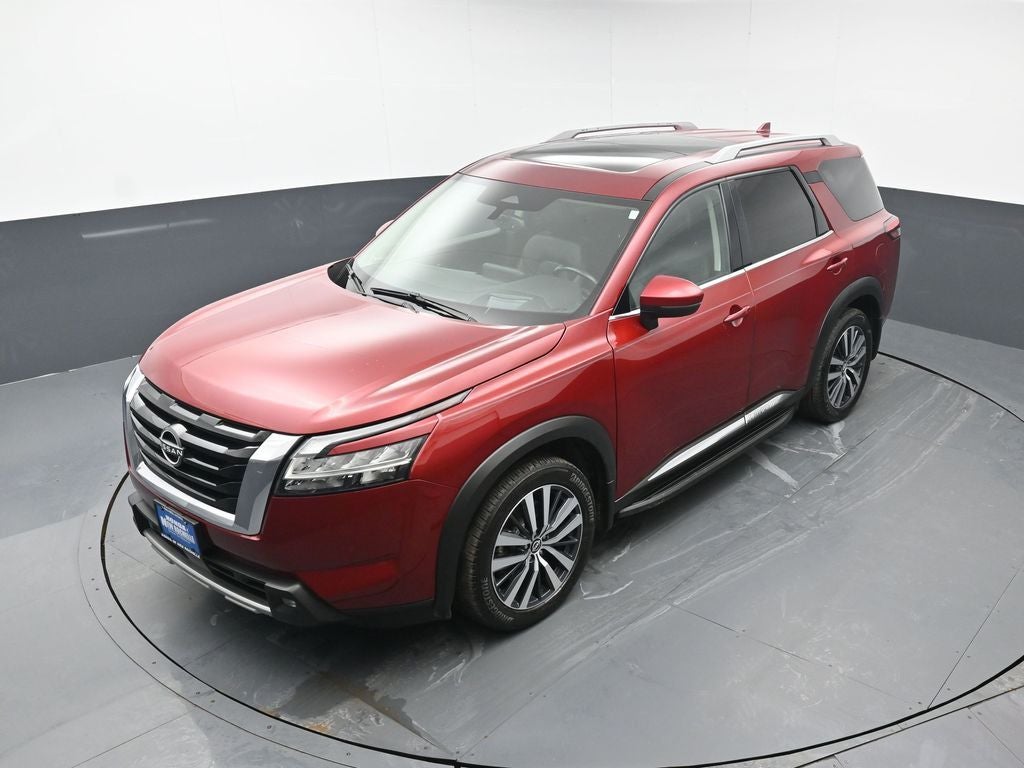 2022 Nissan Pathfinder Platinum