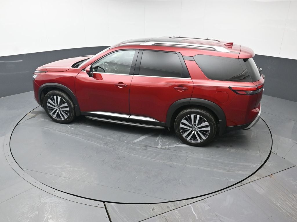 2022 Nissan Pathfinder Platinum