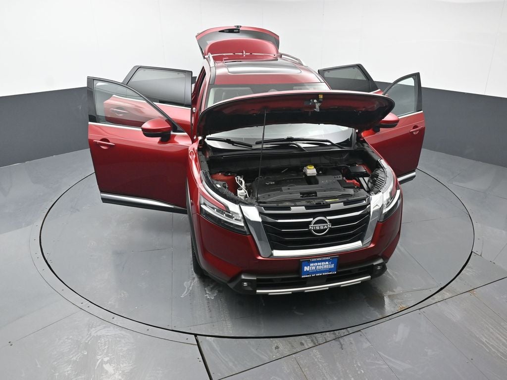 2022 Nissan Pathfinder Platinum