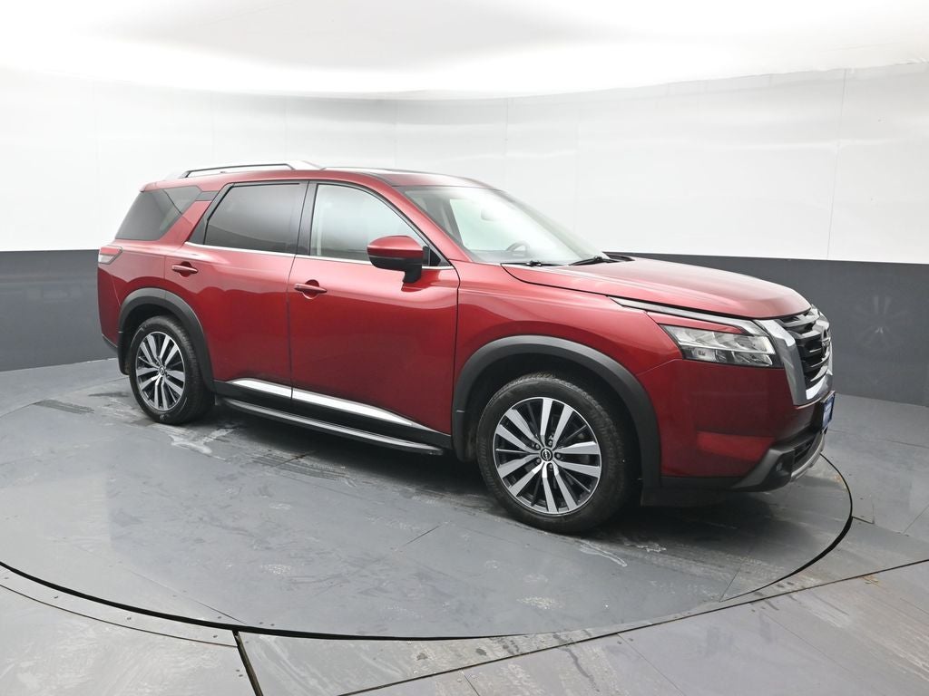 2022 Nissan Pathfinder Platinum