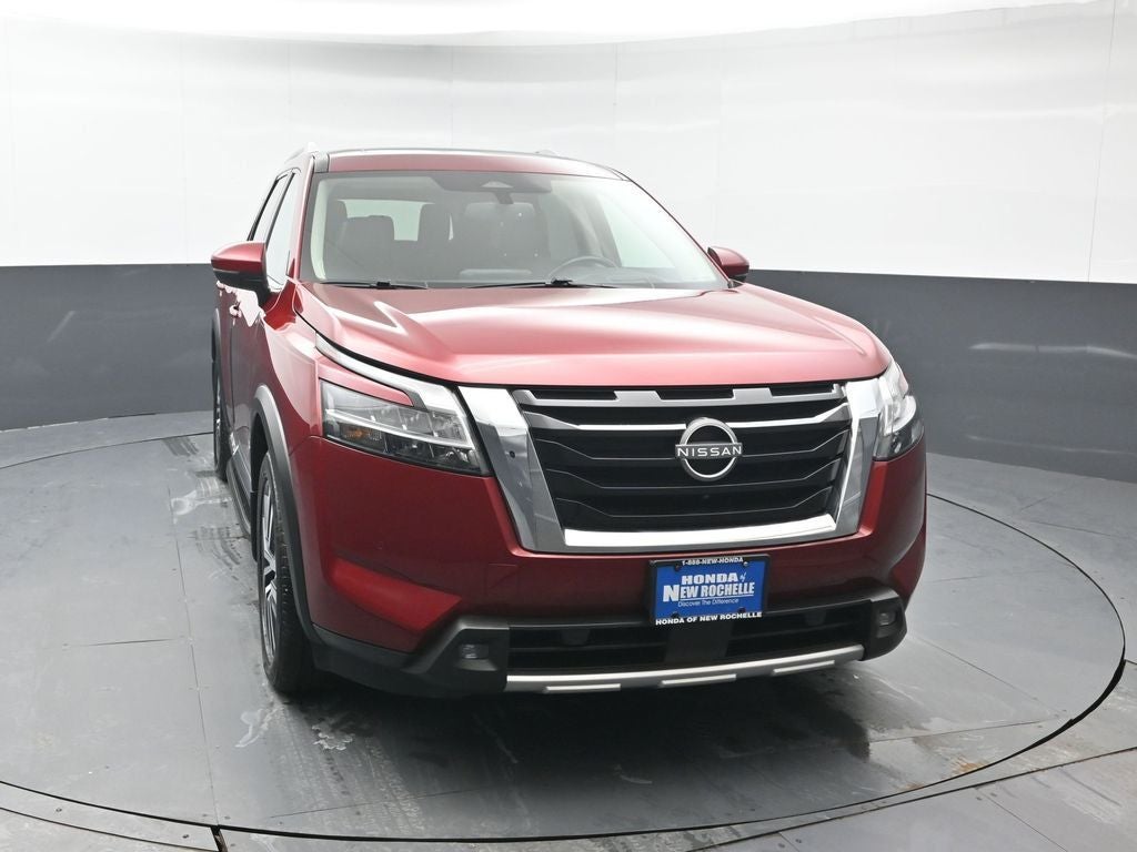 2022 Nissan Pathfinder Platinum