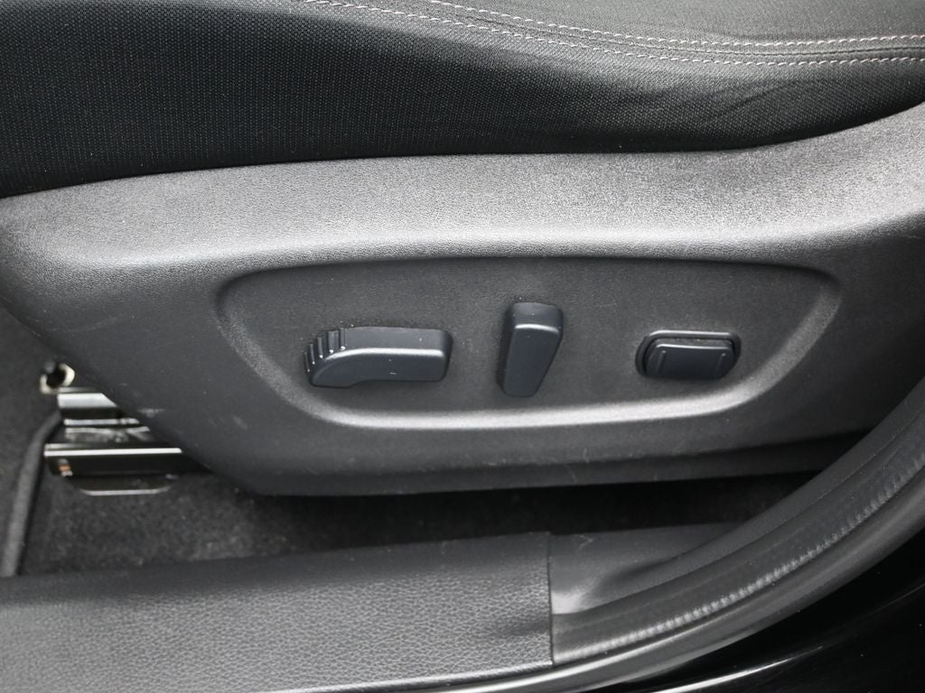 2018 Nissan Rogue Sport SV