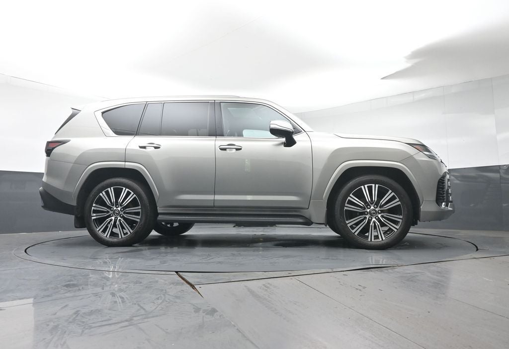 2023 Lexus LX 600 Luxury