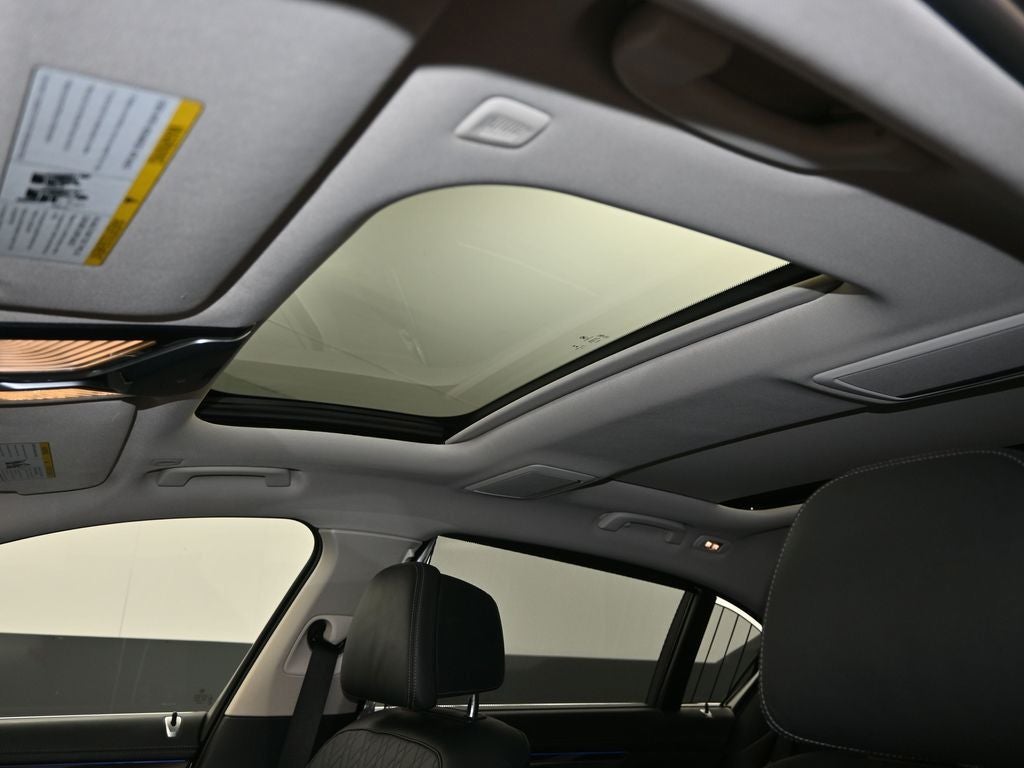 2016 BMW 7 Series 750i xDrive