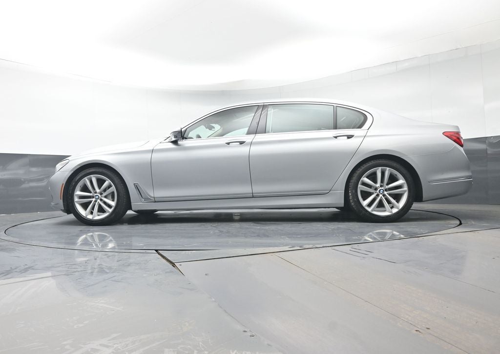 2016 BMW 7 Series 750i xDrive