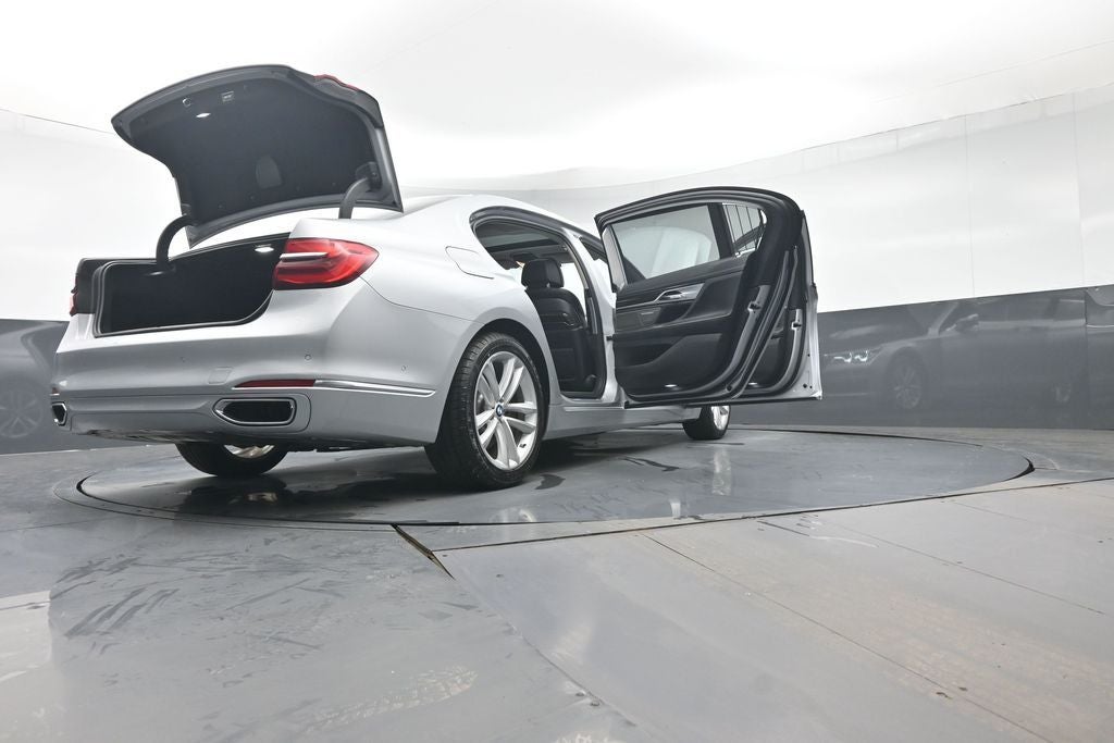 2016 BMW 7 Series 750i xDrive