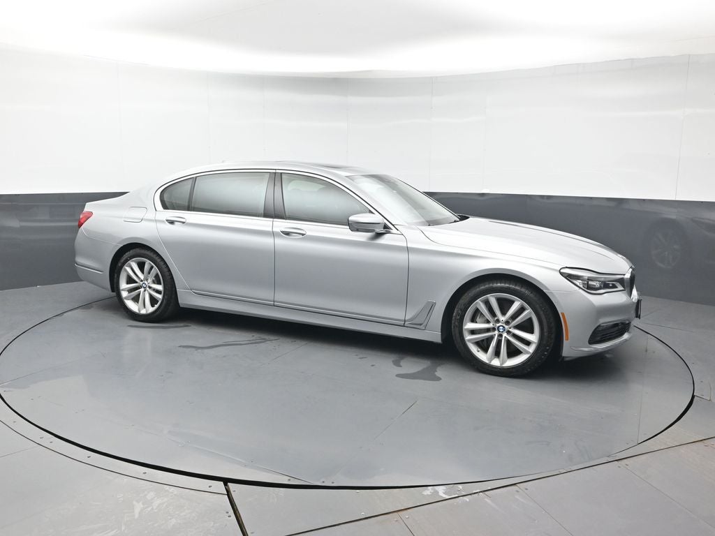2016 BMW 7 Series 750i xDrive