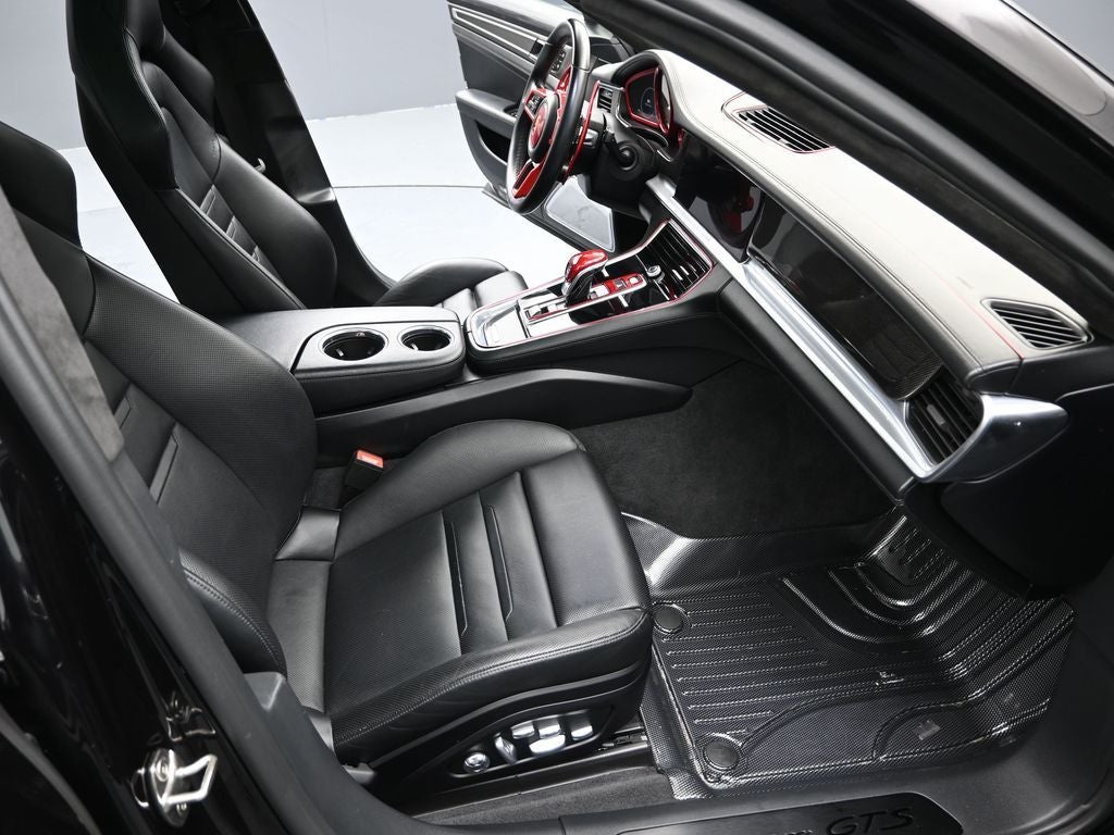 2020 Porsche Panamera GTS