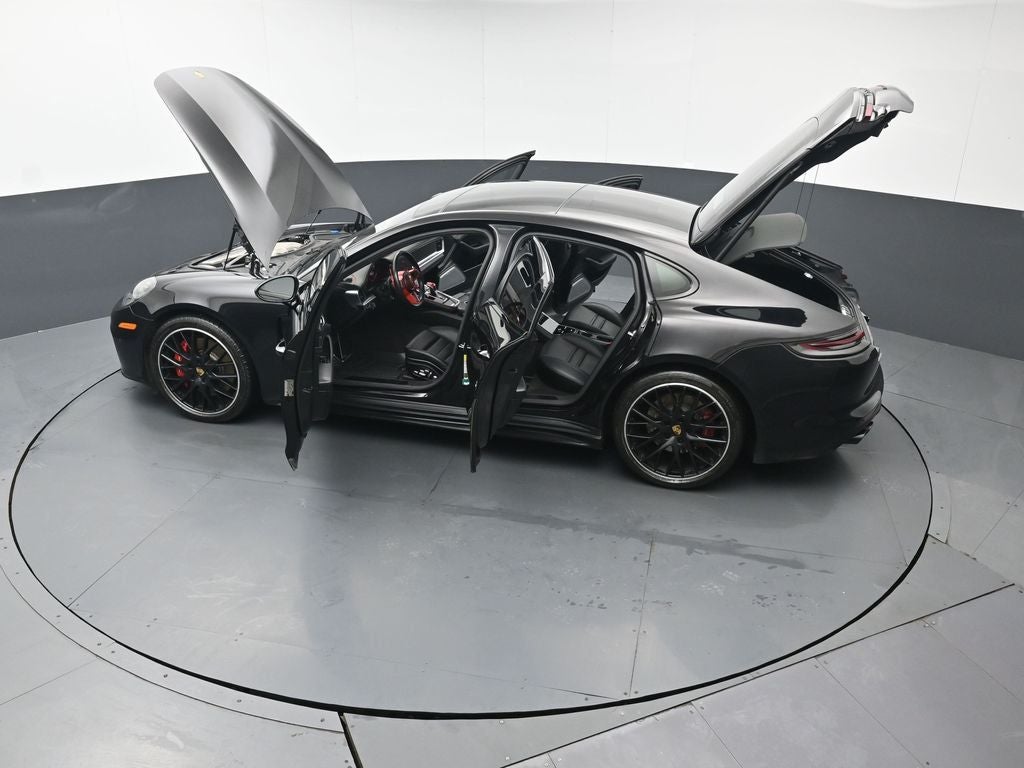 2020 Porsche Panamera GTS