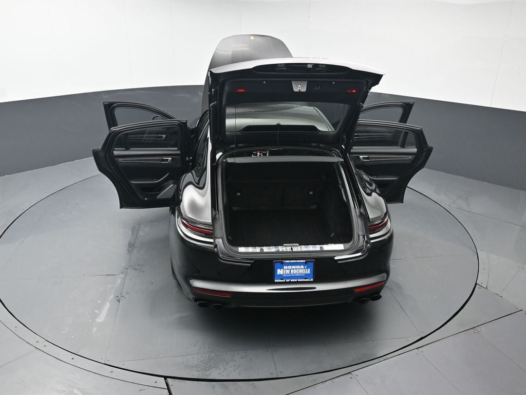 2020 Porsche Panamera GTS
