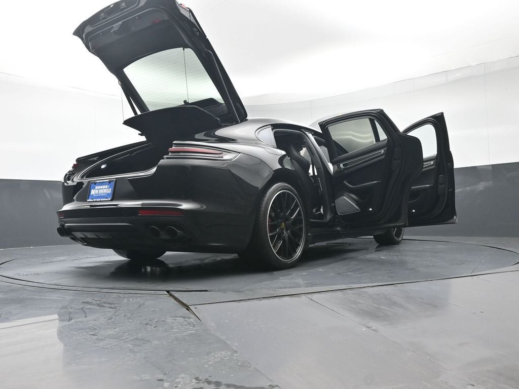 2020 Porsche Panamera GTS