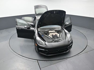 2020 Porsche Panamera GTS