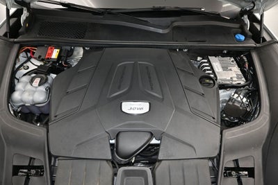 2022 Porsche Cayenne Base