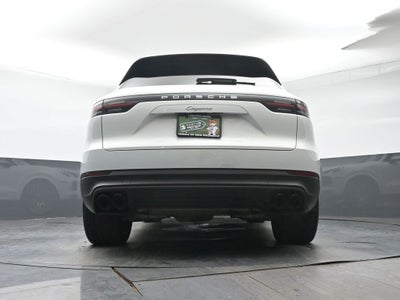 2022 Porsche Cayenne Base