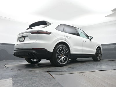 2022 Porsche Cayenne Base