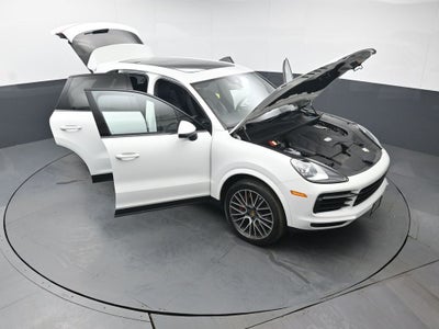 2022 Porsche Cayenne Base