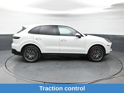 2022 Porsche Cayenne Base
