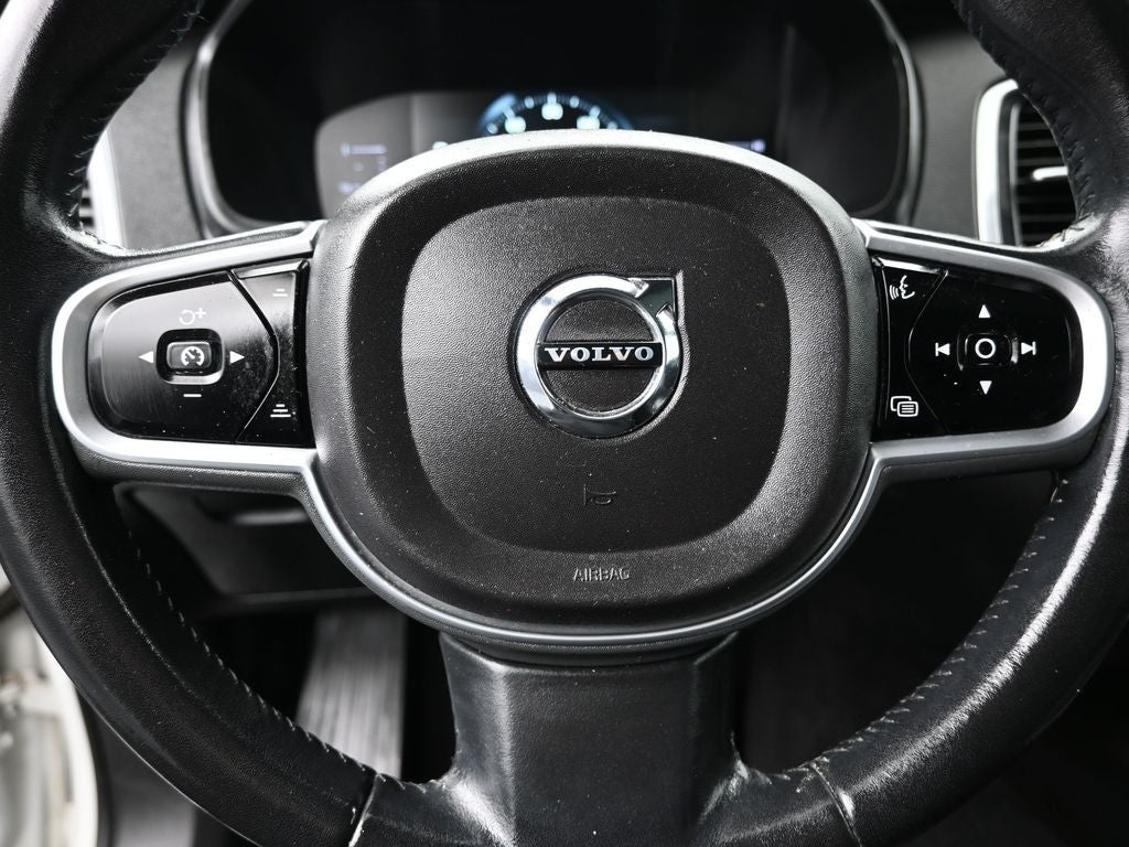 2019 Volvo XC90 T5 Momentum