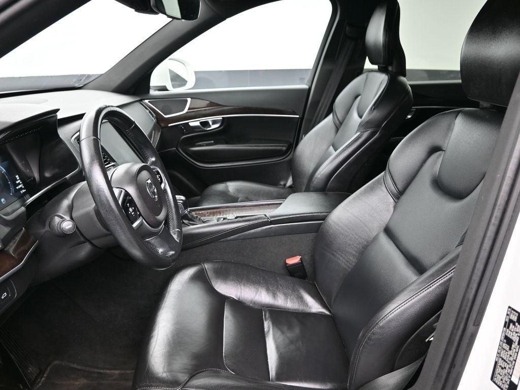 2019 Volvo XC90 T5 Momentum