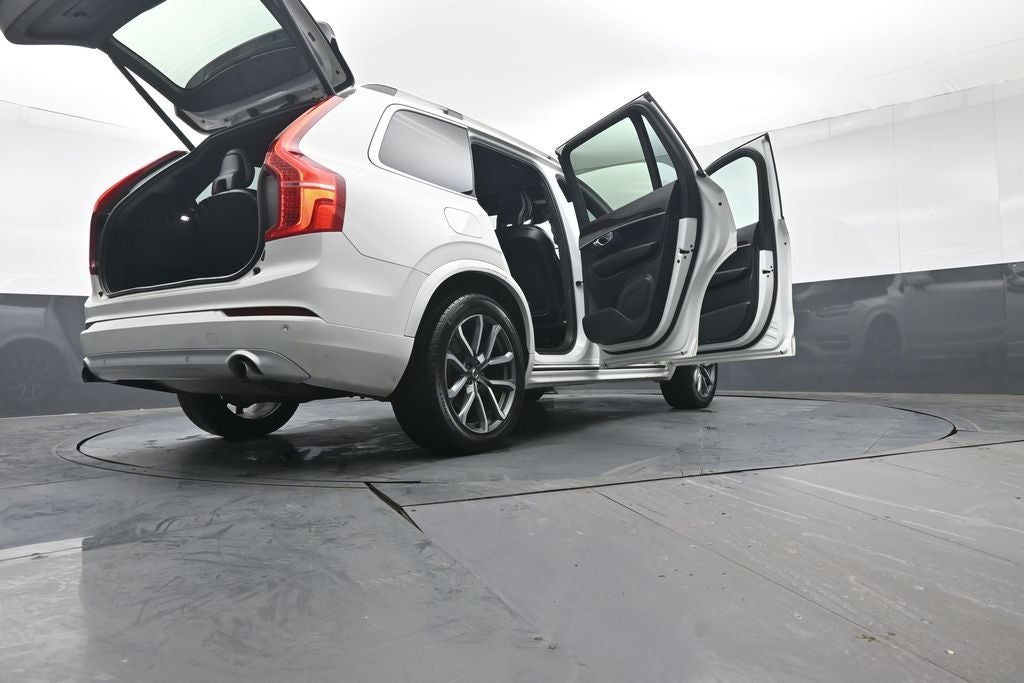 2019 Volvo XC90 T5 Momentum