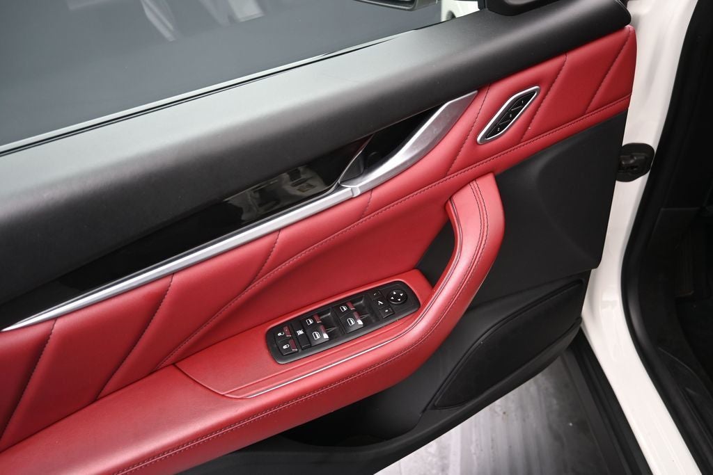 2021 Maserati Levante Base