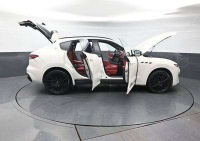 2021 Maserati Levante Base