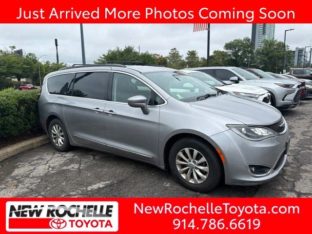 2017 Chrysler Pacifica Touring L
