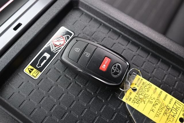 2026 Toyota RAV4 SE