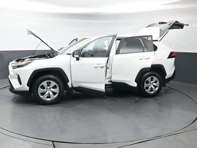 2023 Toyota RAV4 LE