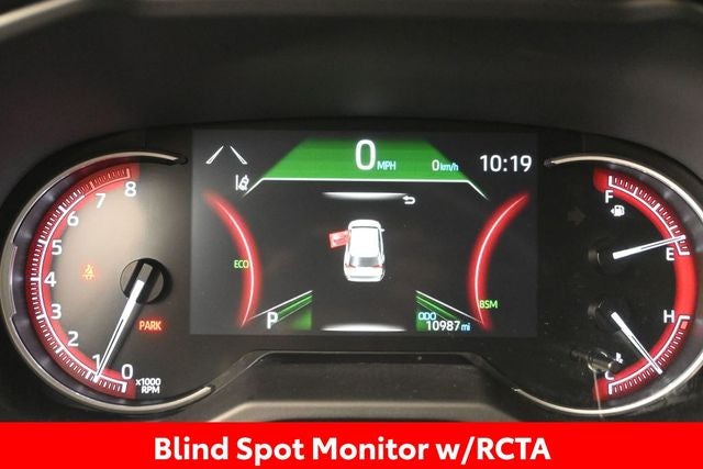 2023 Toyota RAV4 LE - Photo 11