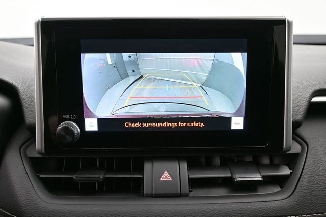2023 Toyota RAV4 LE - Photo 14