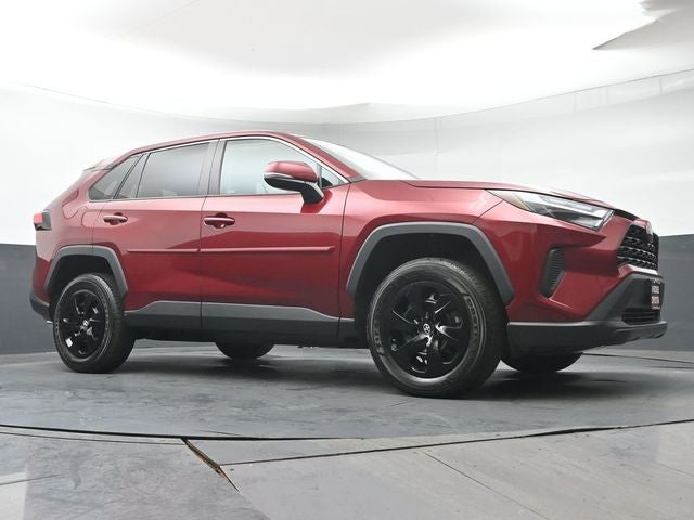 2023 Toyota RAV4 LE - Photo 34