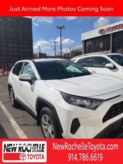 2020 Toyota RAV4 LE