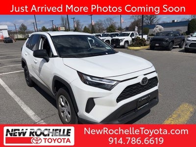 2023 Toyota RAV4 LE