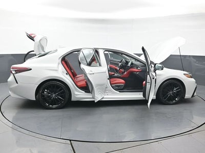 2024 Toyota Camry Hybrid XSE